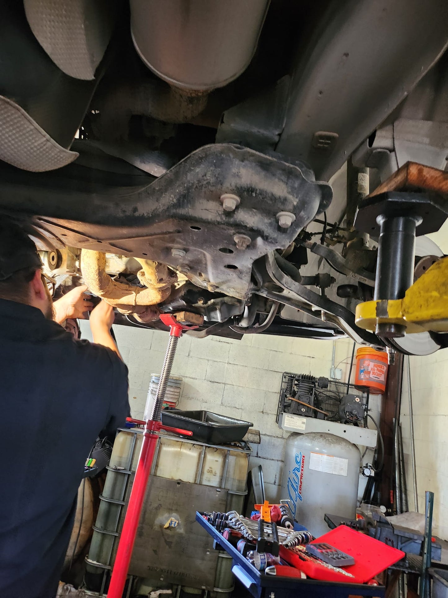SERVICE ENGINES